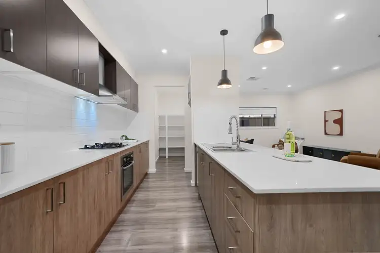 Sixth view of Homely house listing, 16 Elvire Road, Craigieburn VIC 3064