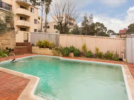 33/64 McMaster Street, Victoria Park WA 6100
