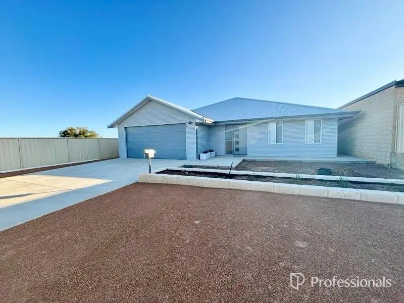 Main view of Homely house listing, 16 Pepper Gate, Waggrakine WA 6530