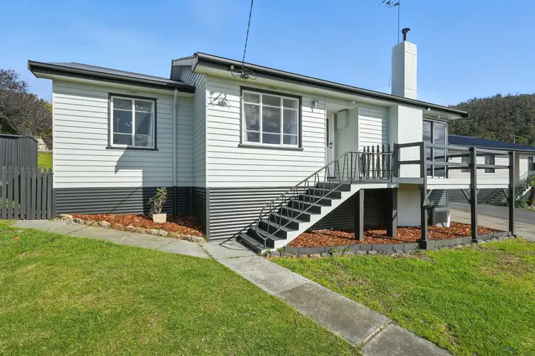 8 Alkoo Circle, Chigwell TAS 7011