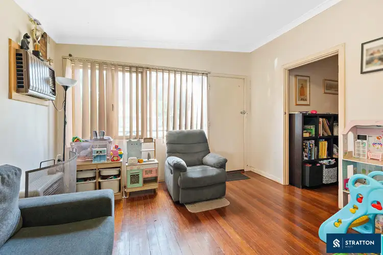 Second view of Homely house listing, 5 Detling Court, Kelmscott WA 6111
