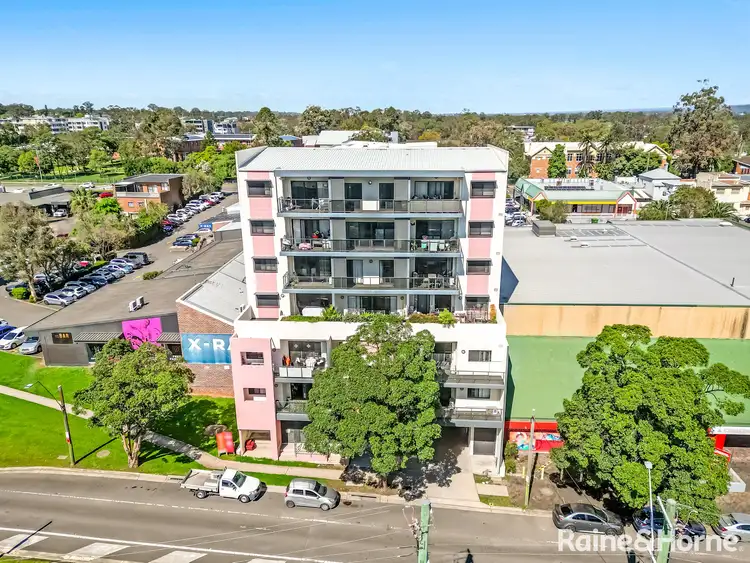 7/14 Henry Street, Penrith NSW 2750