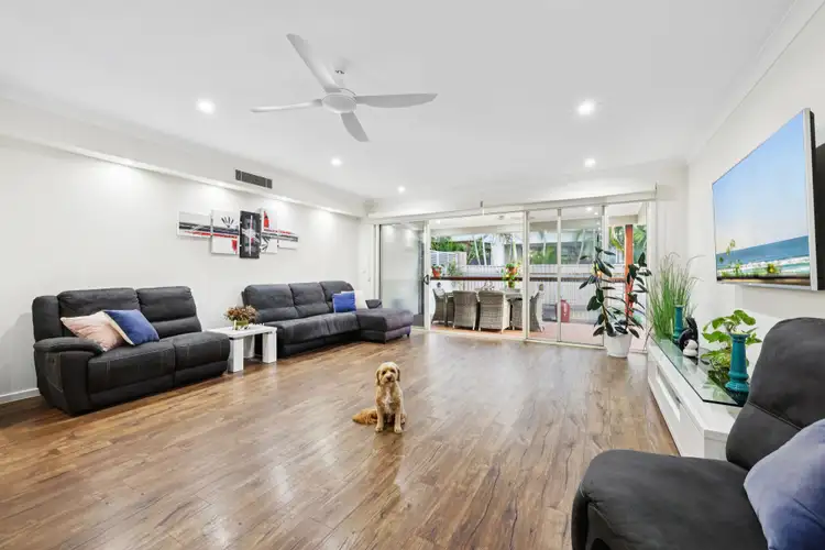 2/27 Cawthray Street, Biggera Waters QLD 4216
