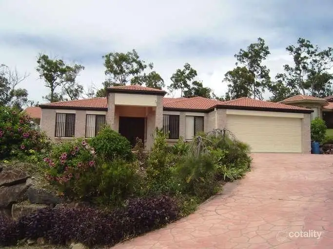 2 Marriott Way, Highland Park QLD 4211