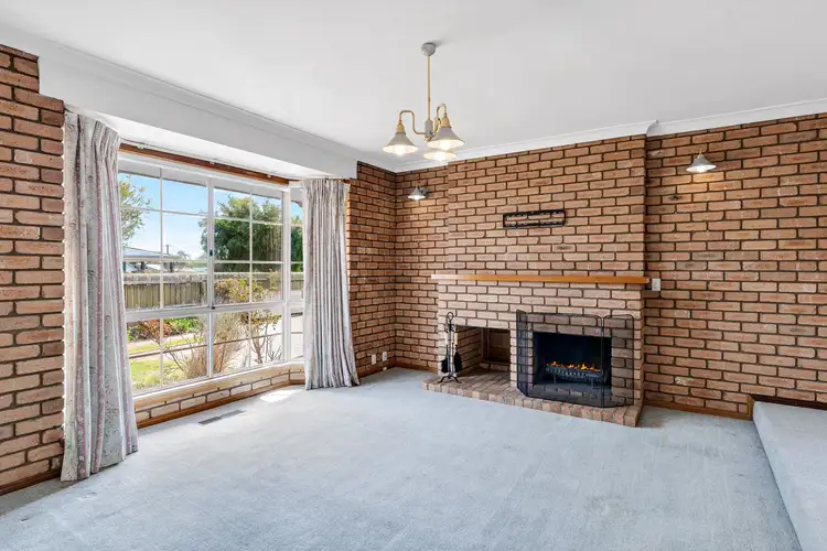 76 Burlington Crescent, Leopold VIC 3224