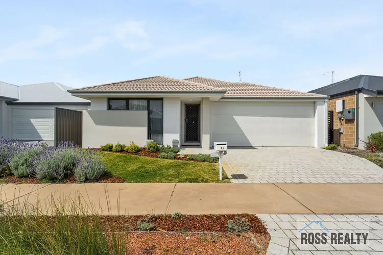 21 Karreen Way, South Guildford WA 6055