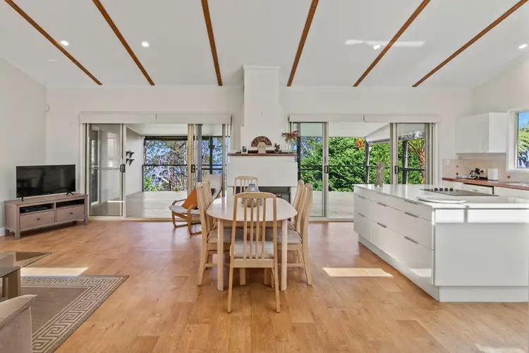 226 Beacon Road, Tamborine Mountain QLD 4272