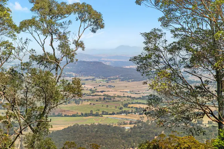 226 Beacon Road, Tamborine Mountain QLD 4272