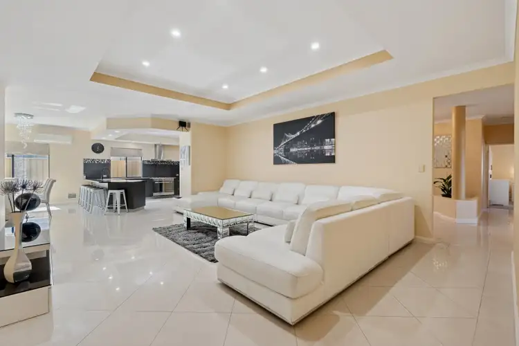 10 Fermoy Link, Darch WA 6065