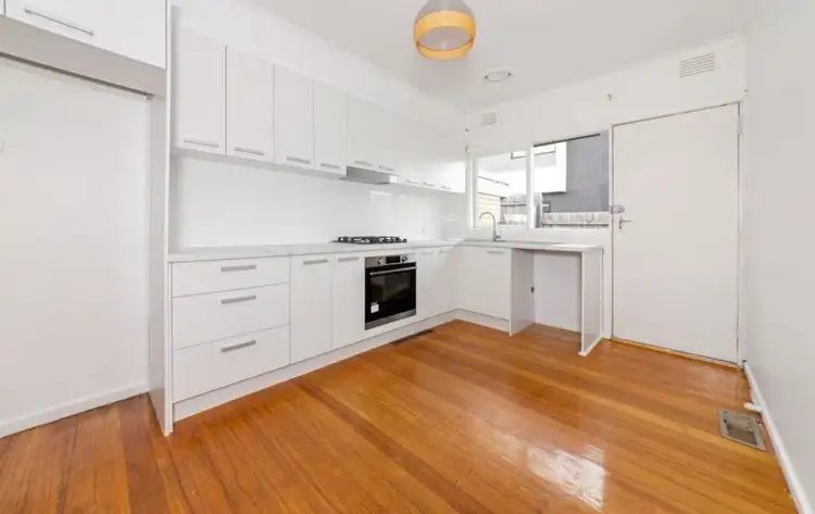 2/87 Oakleigh Road, Carnegie VIC 3163