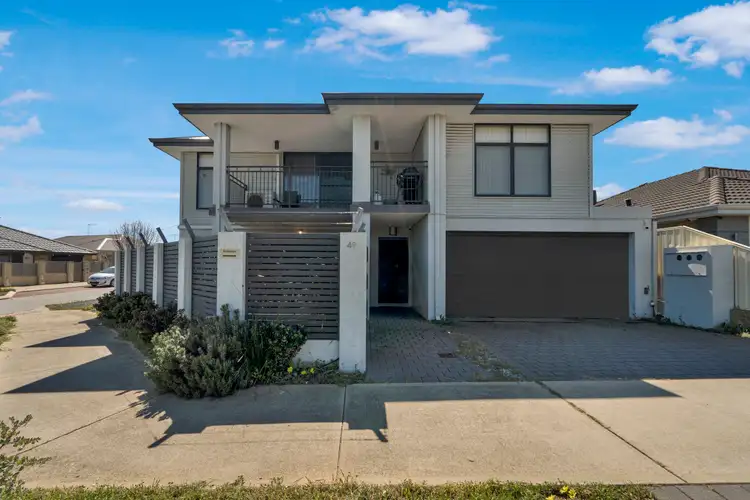 49 Plantagenet Crescent