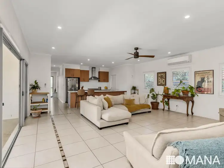 15 Kallaroo Circuit, Ocean Shores NSW 2483