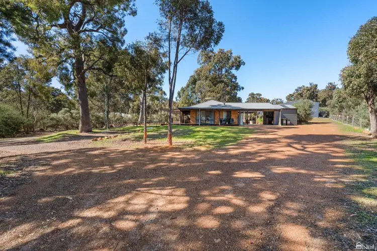 14 Bullich Retreat, Jarrahdale WA 6124