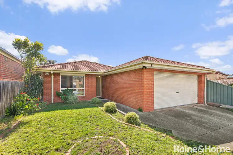 14 Mcginness Avenue, Roxburgh Park VIC 3064