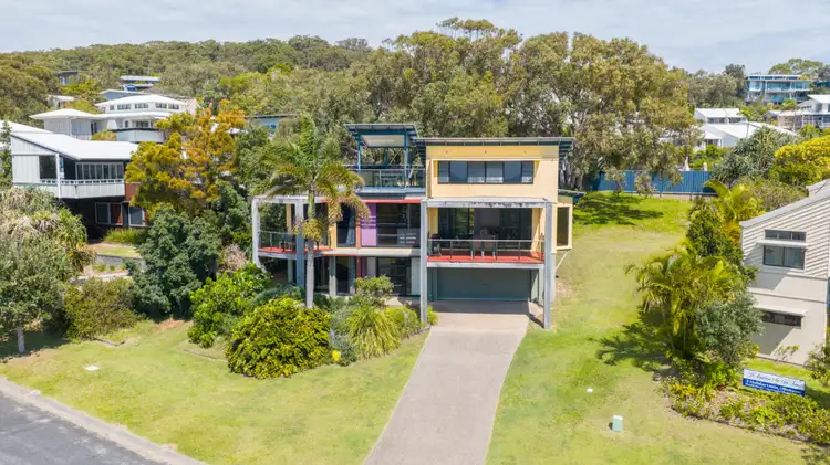 6 Roseby Court, Point Lookout QLD 4183