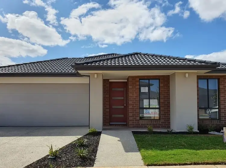 6 Monaco Grove, Strathtulloh VIC 3338