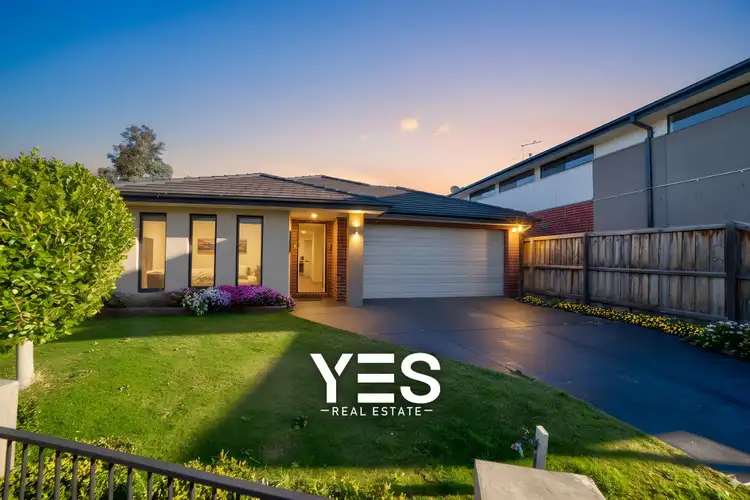 44 Hawkesbury Street, Pakenham VIC 3810