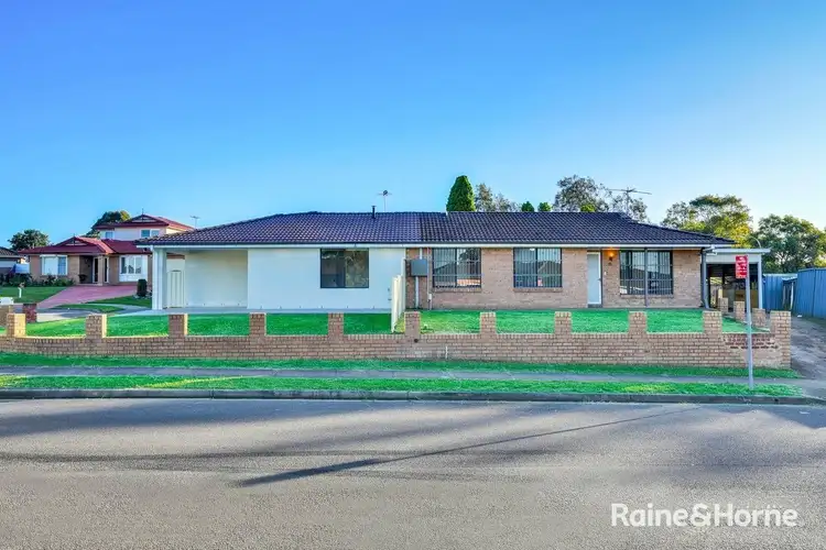 15 Condello Crescent, Edensor Park NSW 2176