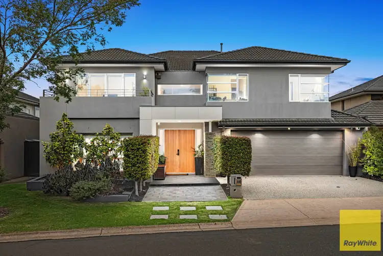 37 Vaucluse Boulevard, Sanctuary Lakes VIC 3030