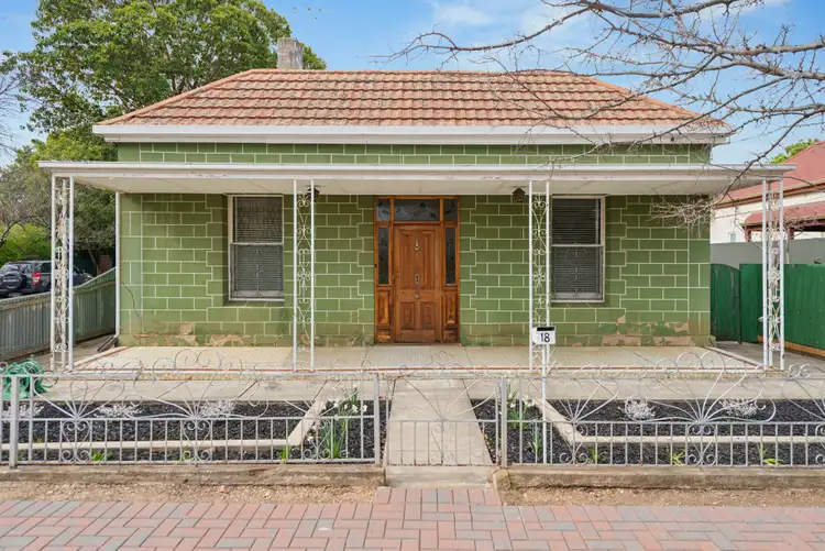 18 Loch Street, Stepney SA 5069