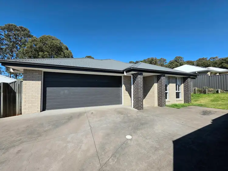 64 Benjamin Drive, Wallsend NSW 2287