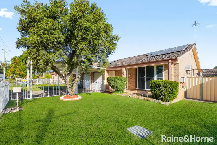 7 Victoria Road, Macquarie Fields NSW 2564
