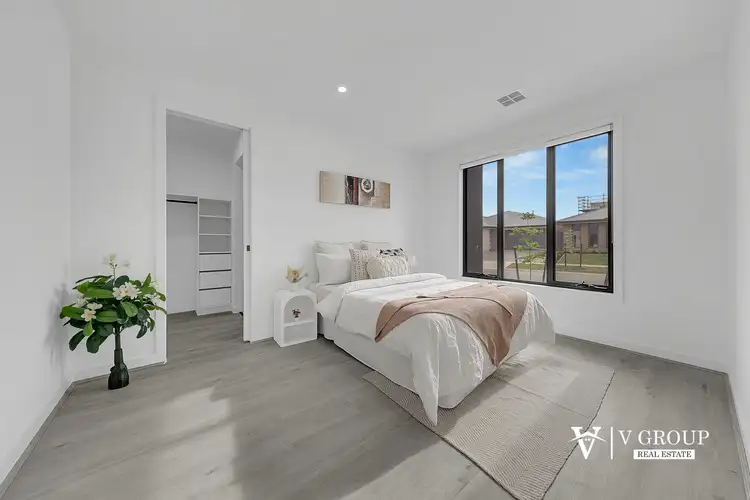 Second view of Homely house listing, 26 Honeypot Circuit, Mickleham VIC 3064