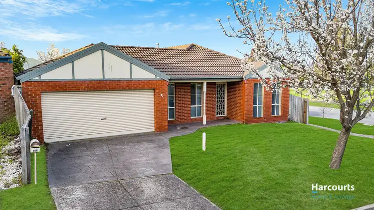 7 The Avenue, Narre Warren South VIC 3805