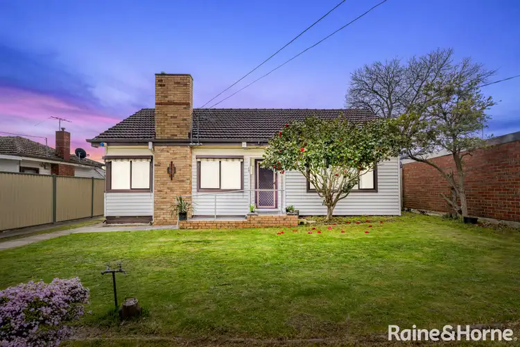 17 Ray Street, Dandenong VIC 3175