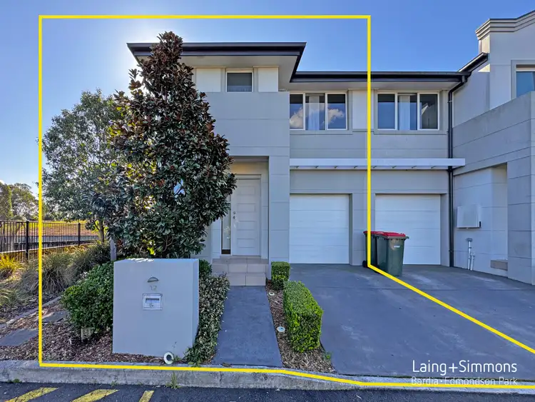17 Highland Close, Macquarie Links NSW 2565