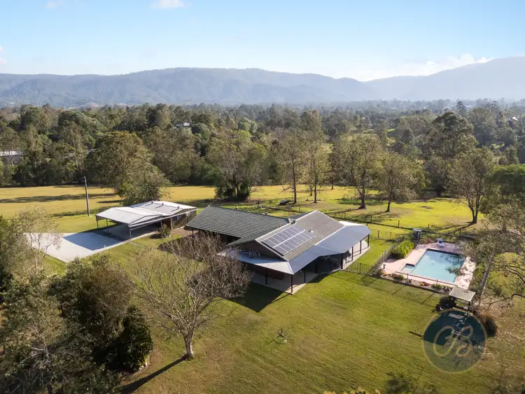 11 Brunswick Place, Wights Mountain QLD 4520
