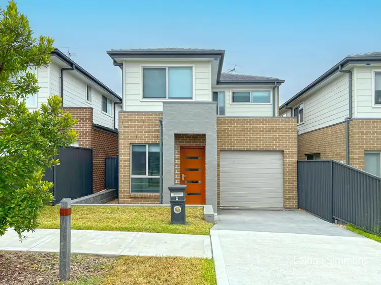 8 Ray Simpson Avenue, Bardia NSW 2565