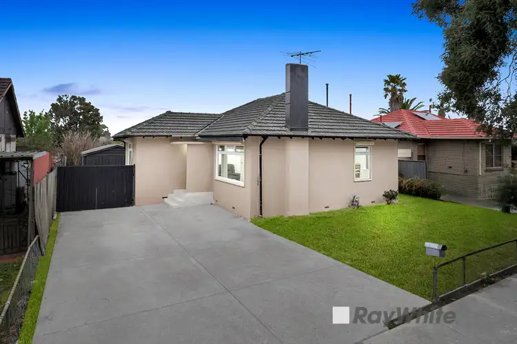 73 Box Street, Doveton VIC 3177