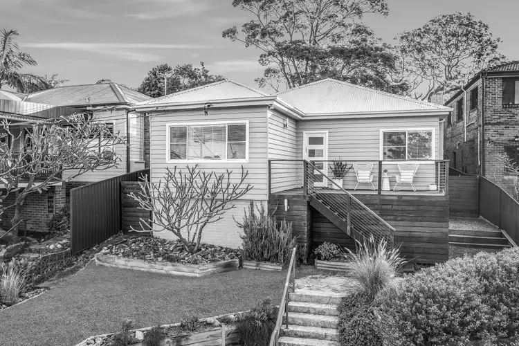 73 Novara Crescent, Como NSW 2226