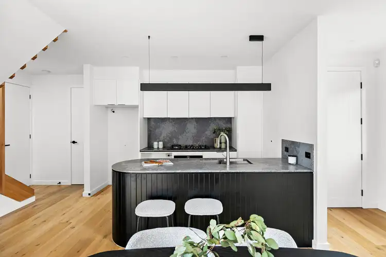 Fourth view of Homely house listing, 2/10 Ormond Street, Pascoe Vale VIC 3044