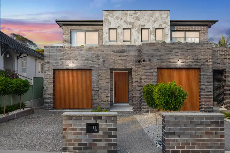 51 Dunmore Street South