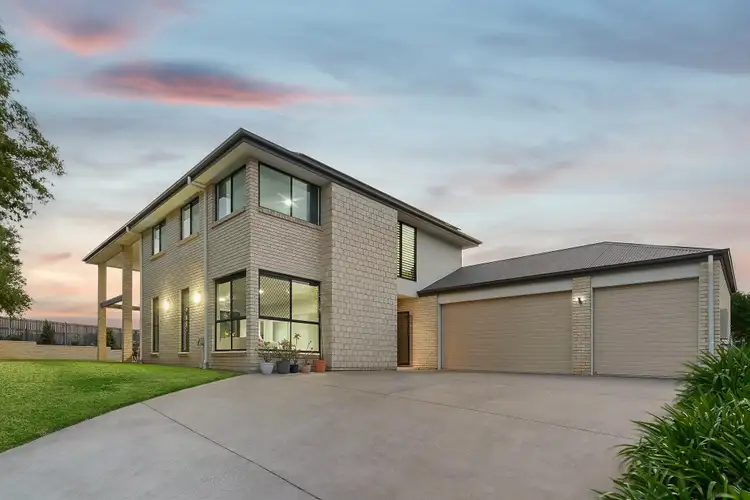 7 Hall Court, Upper Kedron QLD 4055