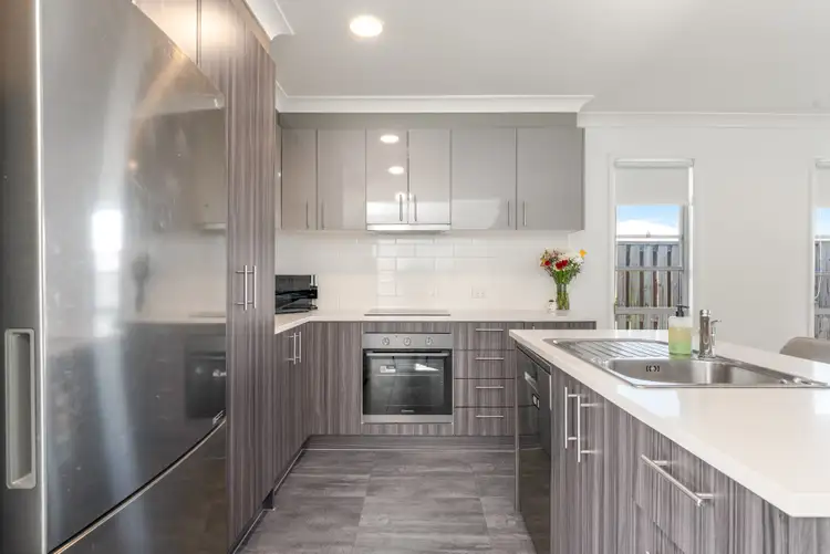 69/70 Willow Road, Redbank Plains QLD 4301