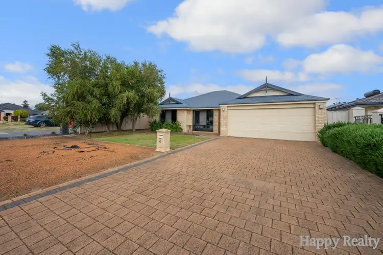 4 William Street, Wattle Grove WA 6107