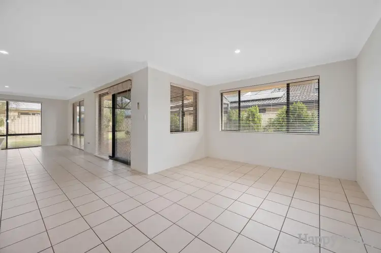 Sixth view of Homely house listing, 4 William Street, Wattle Grove WA 6107