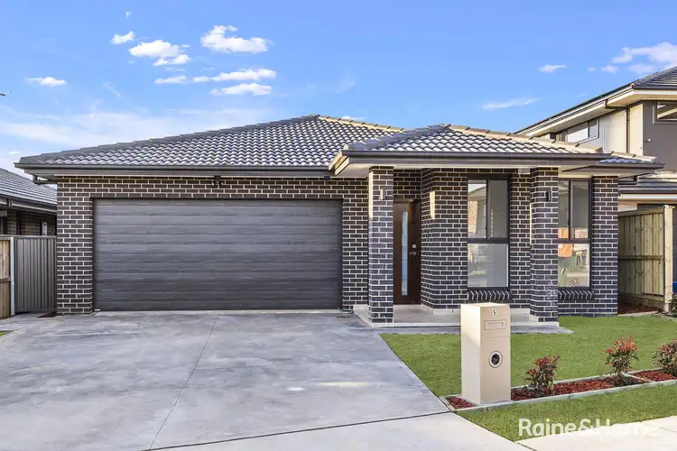 5 Axford Road, Bradbury NSW 2560