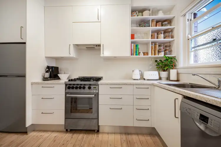 Third view of Homely apartment listing, 3/17 Ocean Street North, Bondi NSW 2026