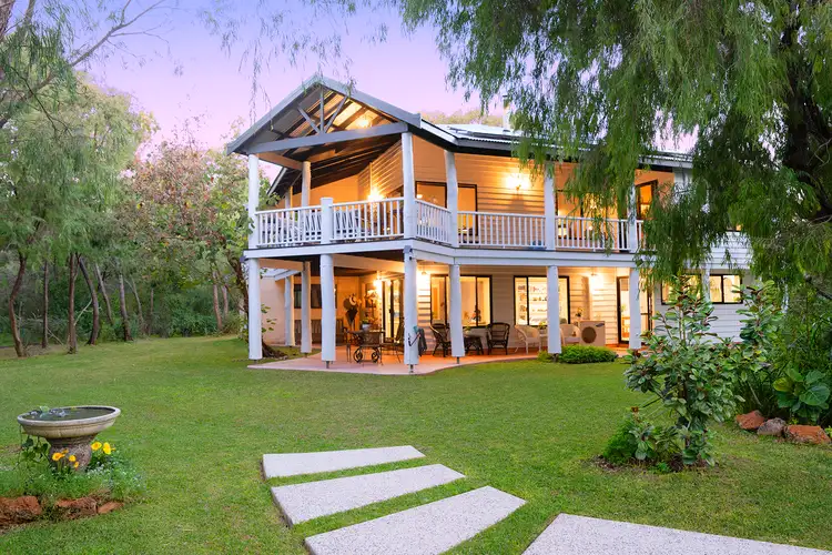 8 Vernon Track, Marybrook WA 6280