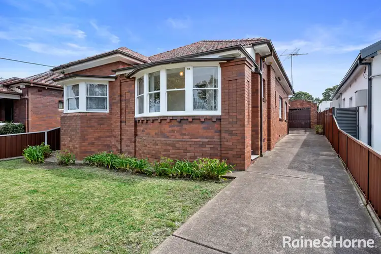 19 Forrest Avenue, Earlwood NSW 2206