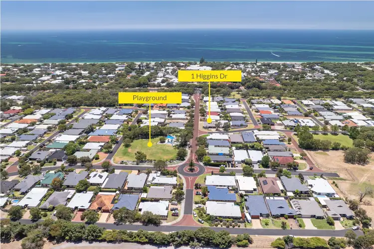 1 Higgins Drive, Broadwater WA 6280