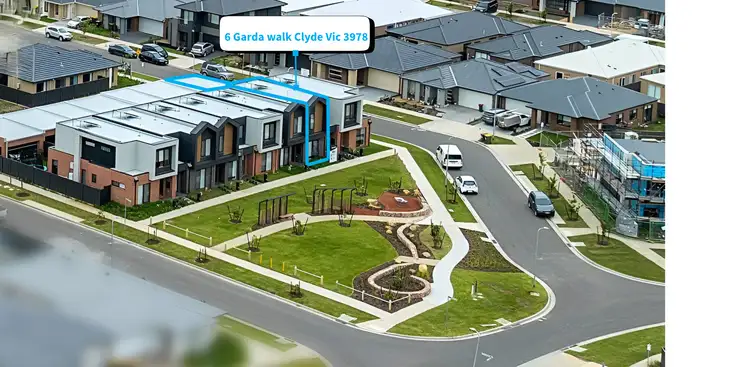 6 Garda Walk, Clyde VIC 3978