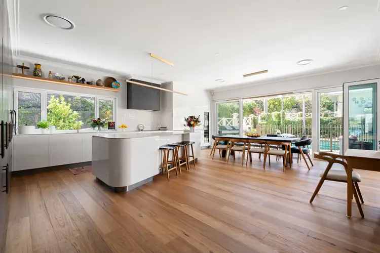 6 Davies Road, Dalkeith WA 6009