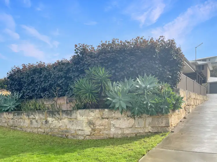 Second view of Homely house listing, 25 Quinns Road, Quinns Rocks WA 6030