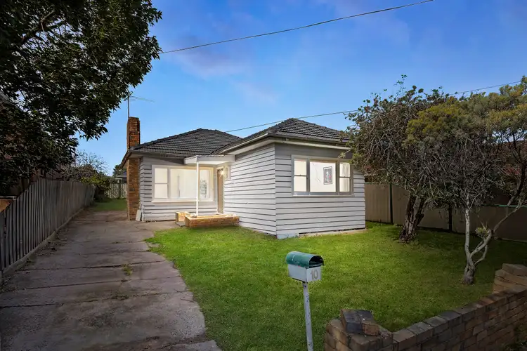 10 Andrew Street, Sunshine VIC 3020