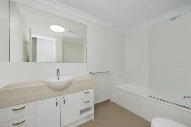 Sixth view of Homely unit listing, 30/111-127 Bowen Road, Rosslea QLD 4812